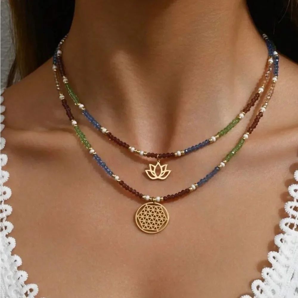 Elegant Gold and Multicolor Beaded Necklace Set R177